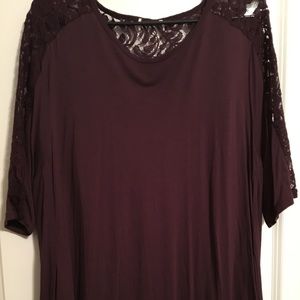burgundy tunic with lace cutout on sleeves
